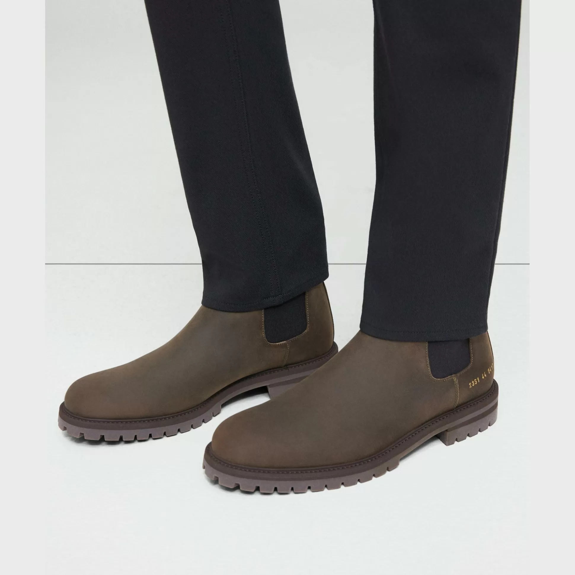 Theory Common Projects Men'S Winter Chelsea Boots-Men Accessories