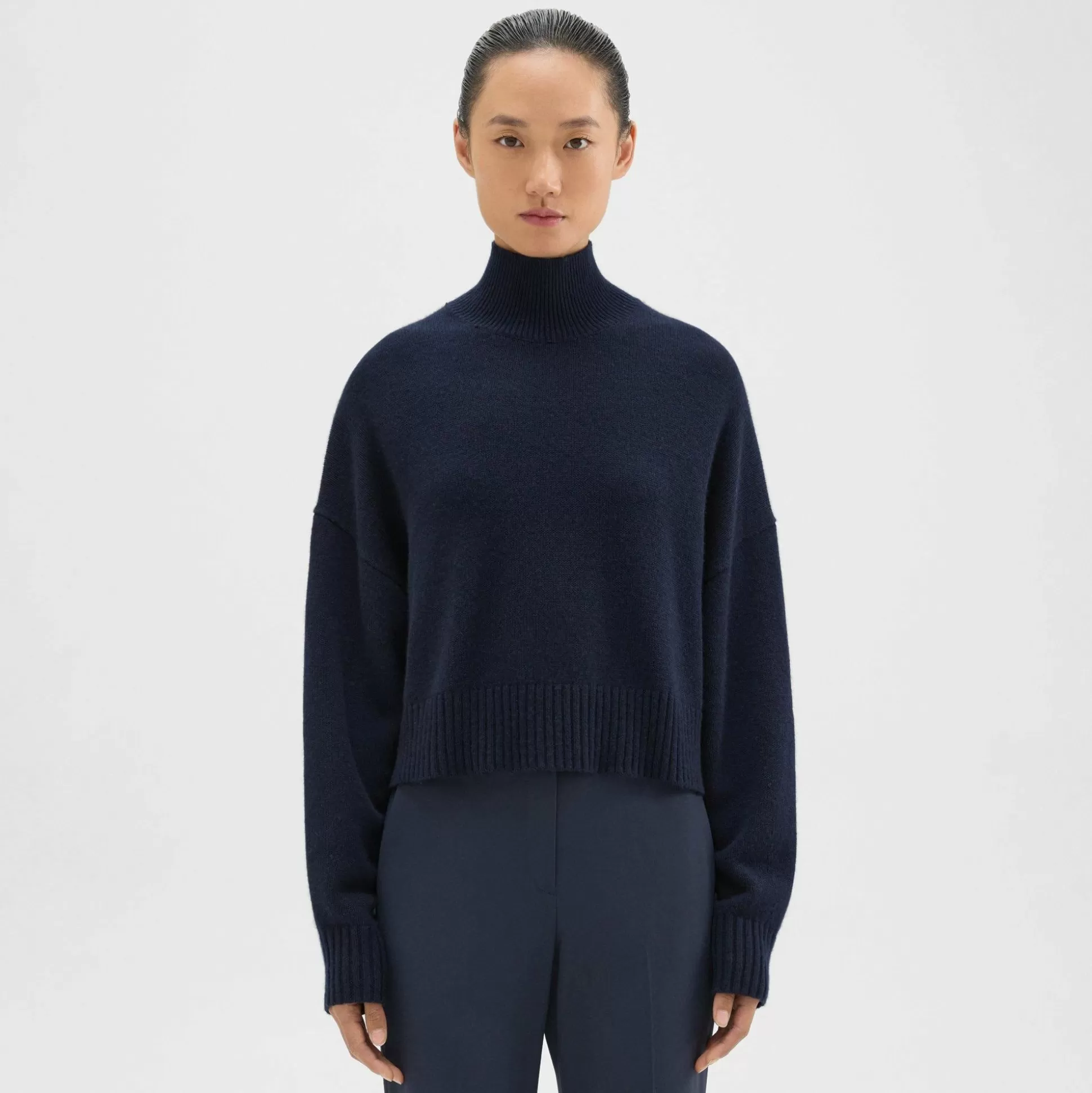 Theory Cropped Turtleneck In Cashmere-Women Sweaters + Cardigans